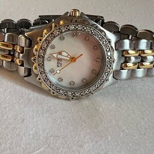 Fossil women’s watch with crystals